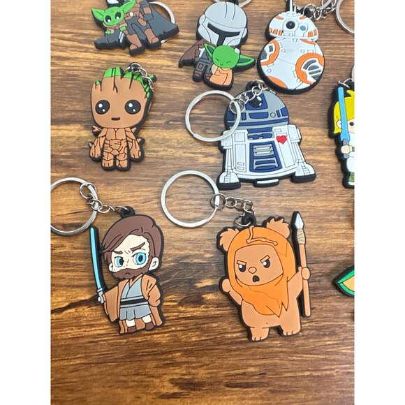 Star Wars Figures Rubber Key Chains-Set of 23 - 2-2.5" inches - Picture 2 of 6